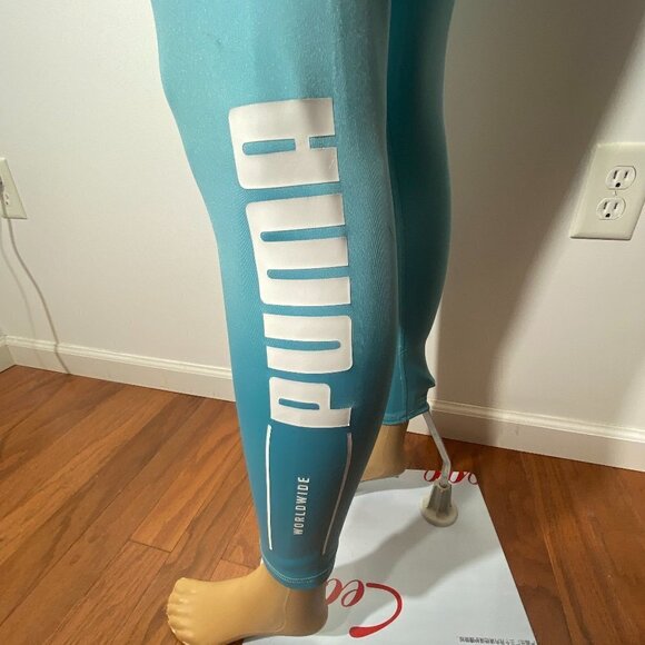Women's Puma Leggings - Size Medium - Picture 5 of 8